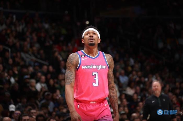  波尔津吉斯高效输出，凯尔特人轻取魔术